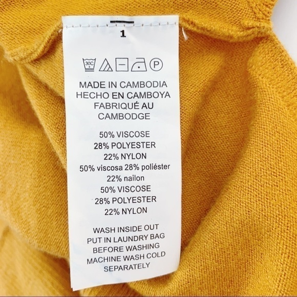 MICHAEL Michael Kors • Crewneck Pullover Knit Sweater in Mustard Yellow, Small - Picture 10 of 10